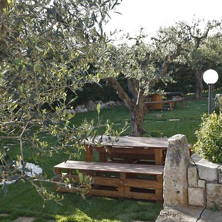 La Casa Del Nonno Bed and Breakfast Alberobello Eksteriør billede
